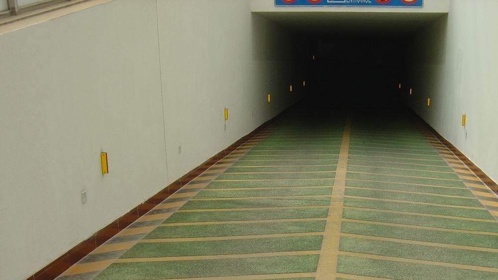 环氧防滑坡道地坪工艺