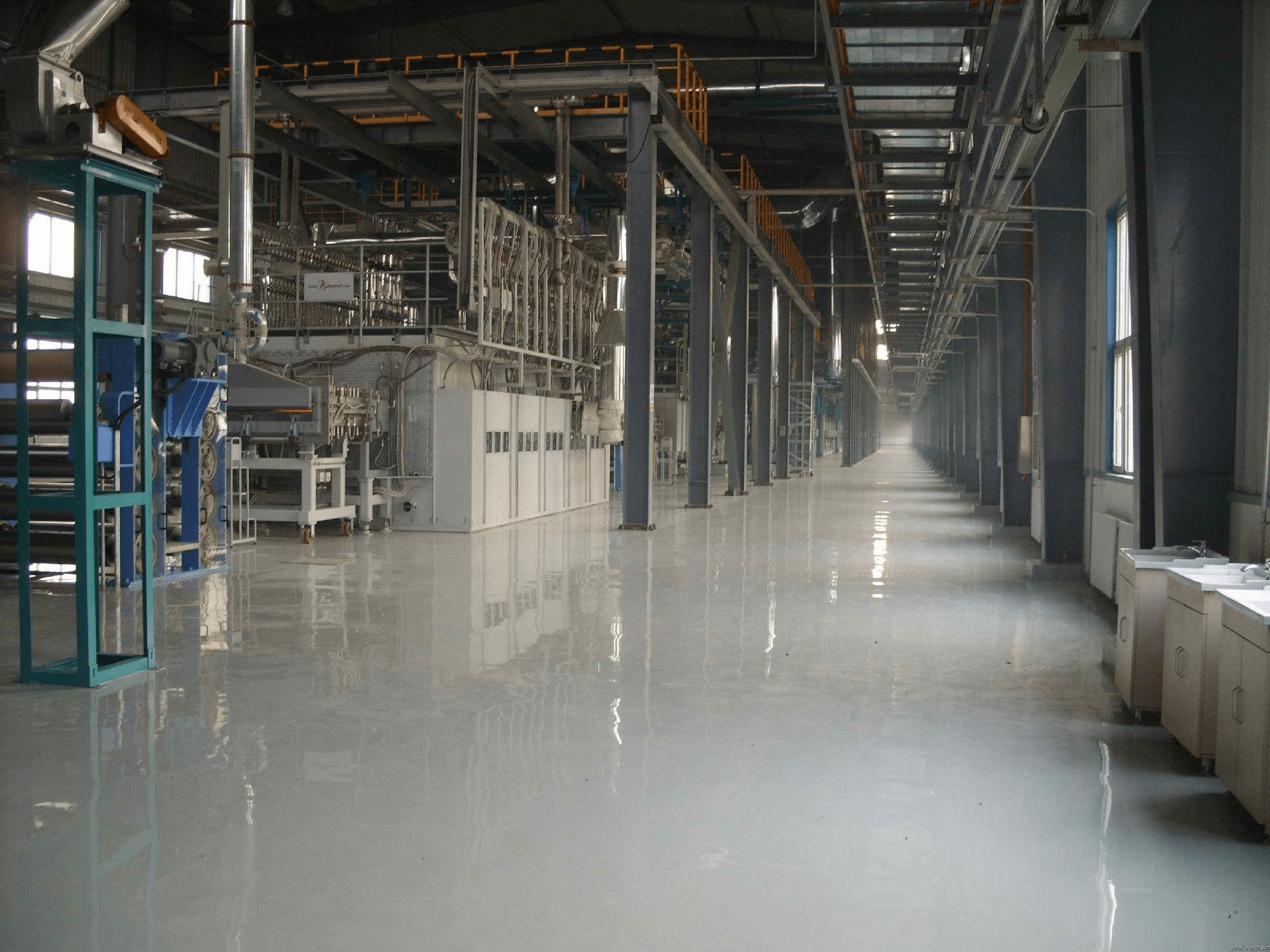 环氧地坪漆施工适合用于的地面
