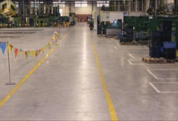 金刚砂防滑坡道地坪工艺