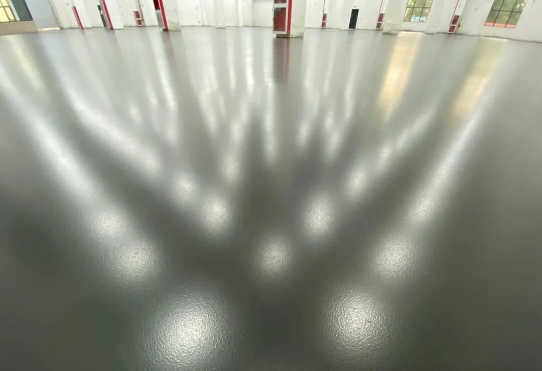 超耐磨聚氨酯自流平地坪:RAL7022 01